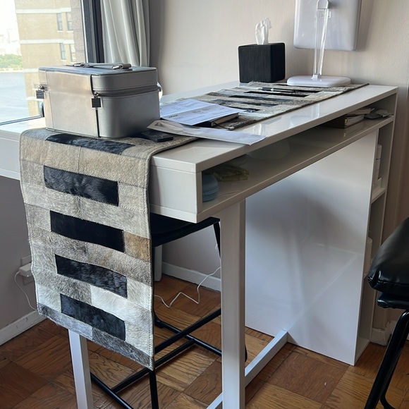 Natural Cowhide Patchwork Table Runner - Picture 8 of 8